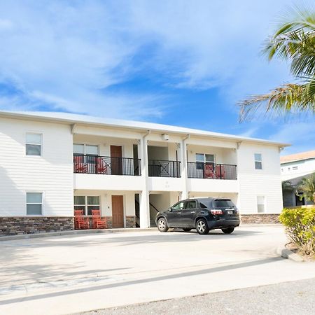 Sole Suite #1-2 Min To Beach-Patio & Courtyard Cocoa Beach Bagian luar foto