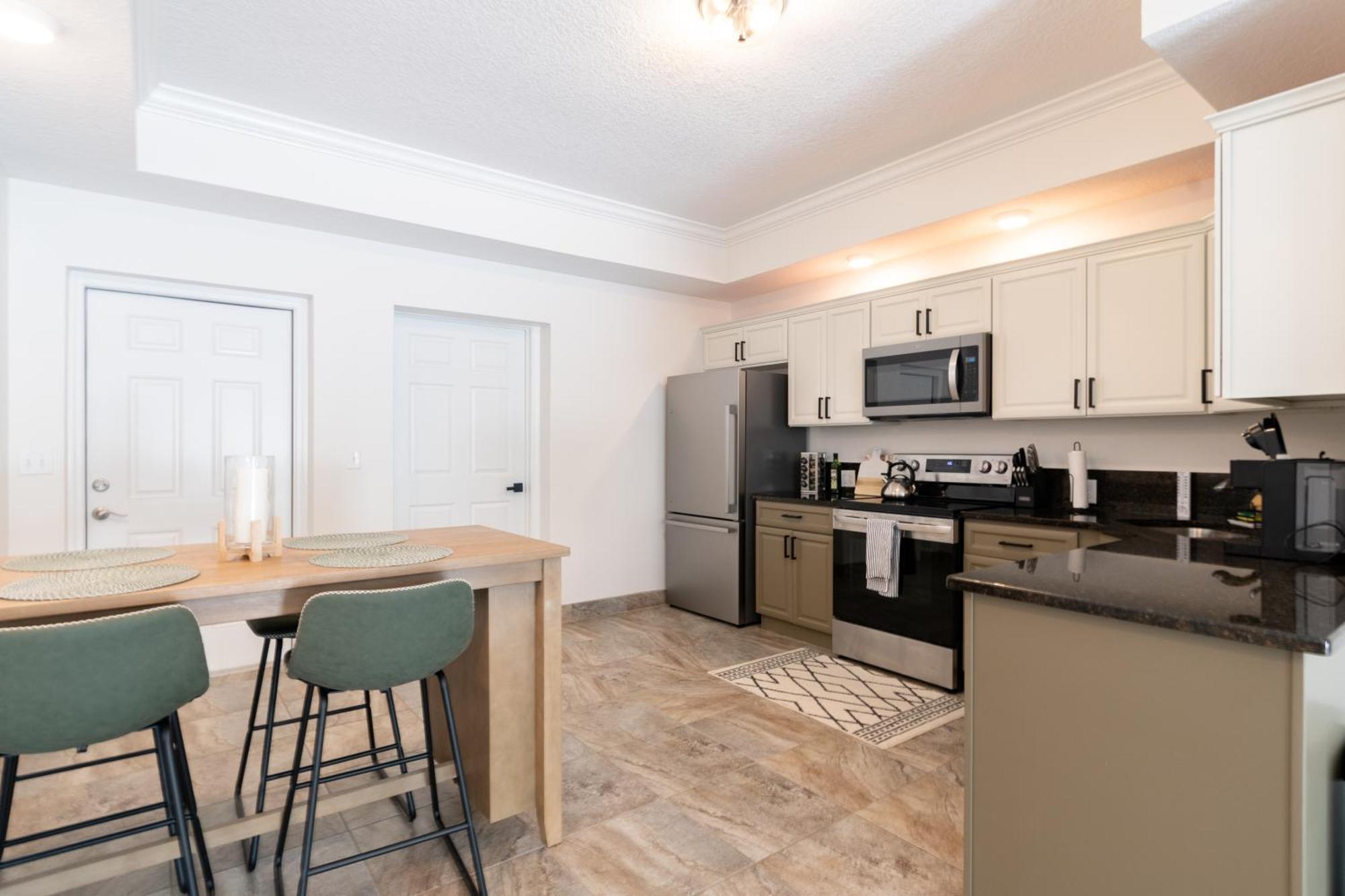Sole Suite #1-2 Min To Beach-Patio & Courtyard Cocoa Beach Bagian luar foto