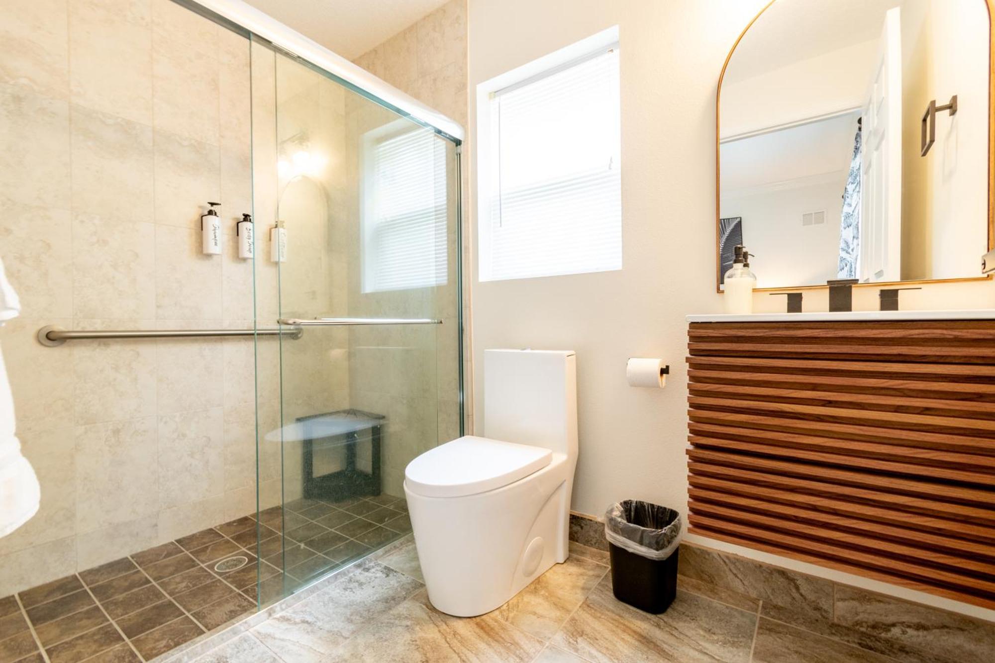 Sole Suite #1-2 Min To Beach-Patio & Courtyard Cocoa Beach Bagian luar foto